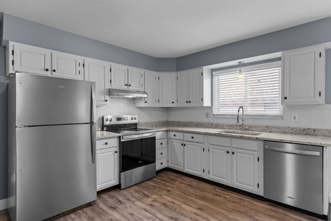 Building Photo - 10244 Buffton Dr