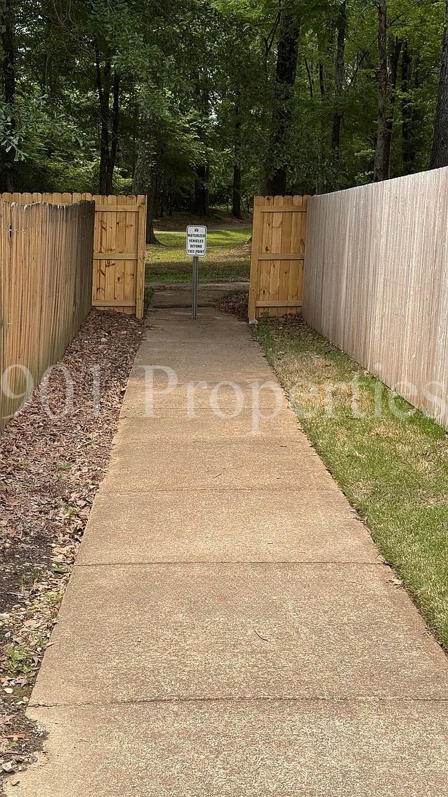 Building Photo - 5967 Carters Bluff Dr