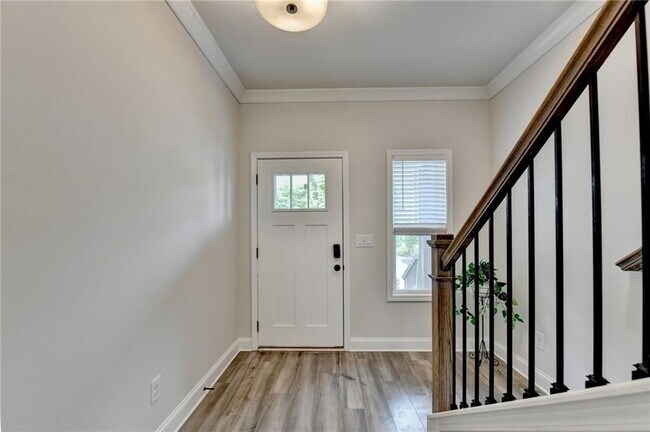 Building Photo - 1854 Westfall Lndg