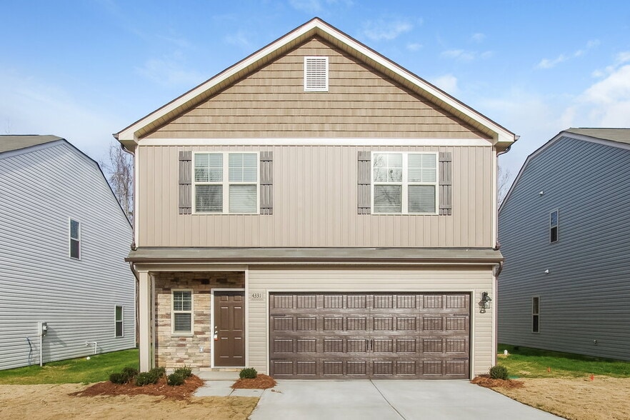 Primary Photo - 4331 Drifter Dr