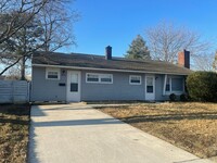 Building Photo - Ranch Home in Chestnut Hill Estates