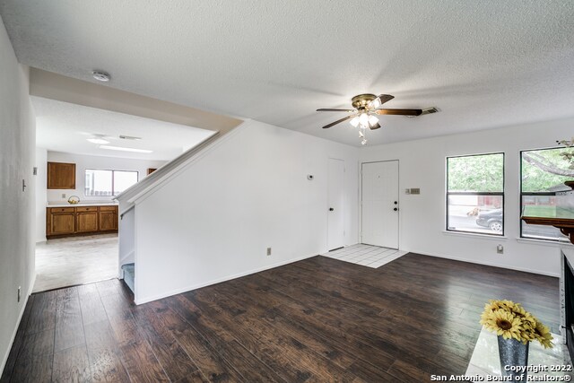 Building Photo - 12811 Hunting Bear