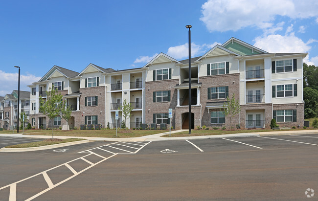 Fairway Village at Stoney Creek - Whitsett, NC | Apartment Finder