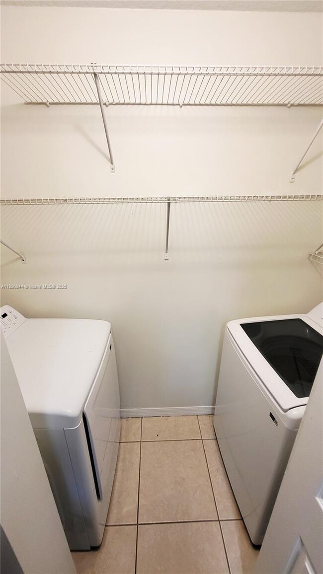 Building Photo - 2234 Coral Reef Ct