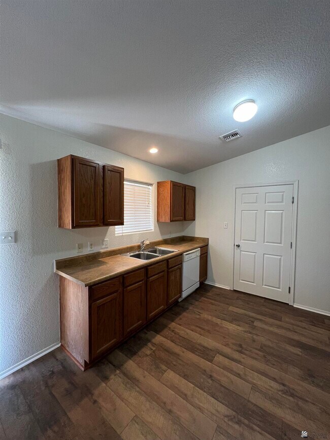 Building Photo - 10331 Monsoon Ave