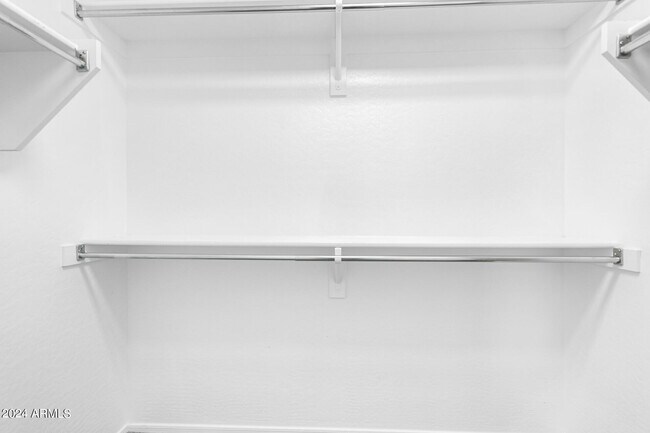 Building Photo - 15315 W Wethersfield Rd