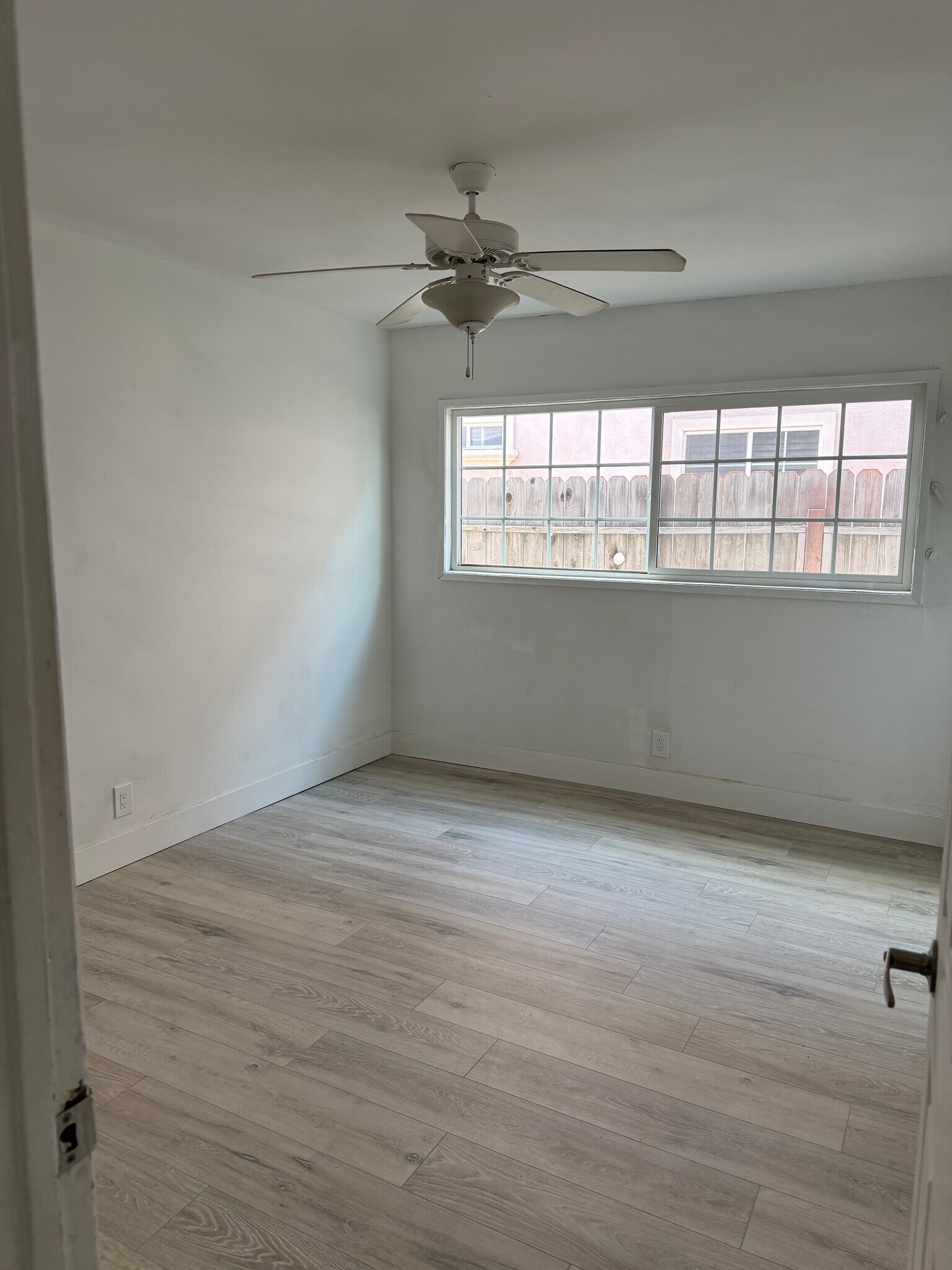 Room 1 - 115 W Johnson St