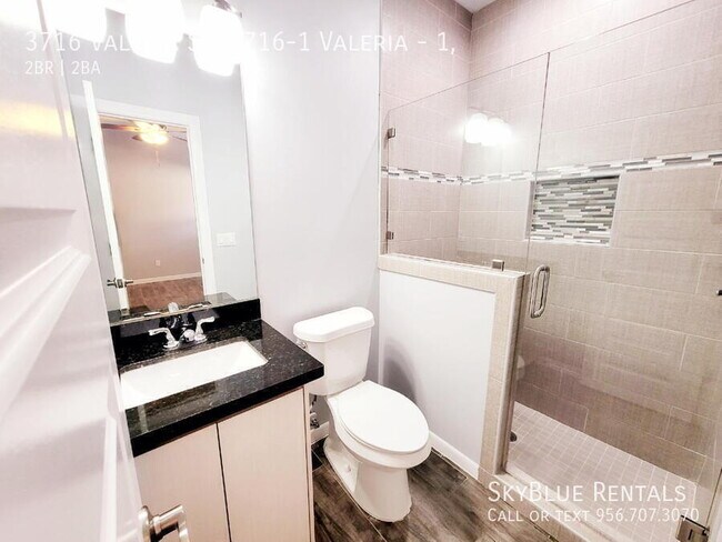 Building Photo - 3716 Valeria St