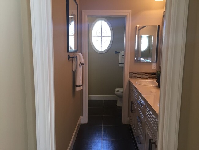 Building Photo - Gorgeous Former Model Home with