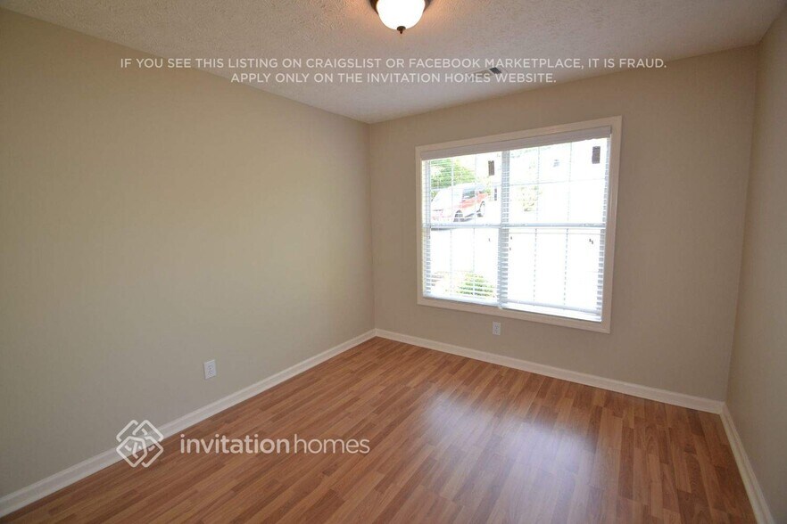 Building Photo - 2604 Carolina Ct