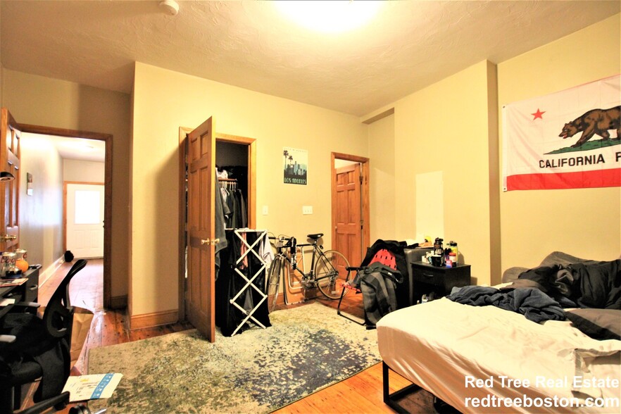 Building Photo - 8 Sewall St