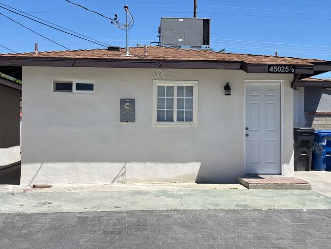 Building Photo - 45025 1/2 10TH STREET WEST
