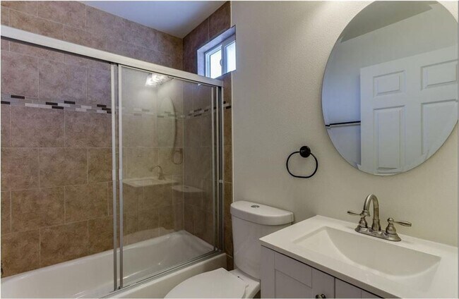 Building Photo - 88(1627)