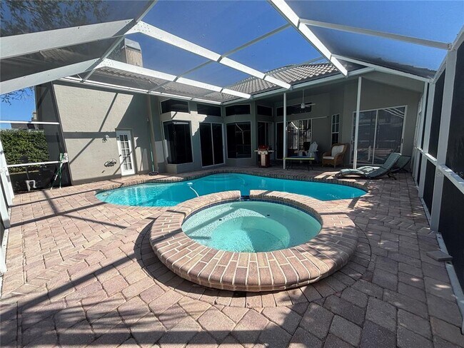 Building Photo - 3921 Talah Dr