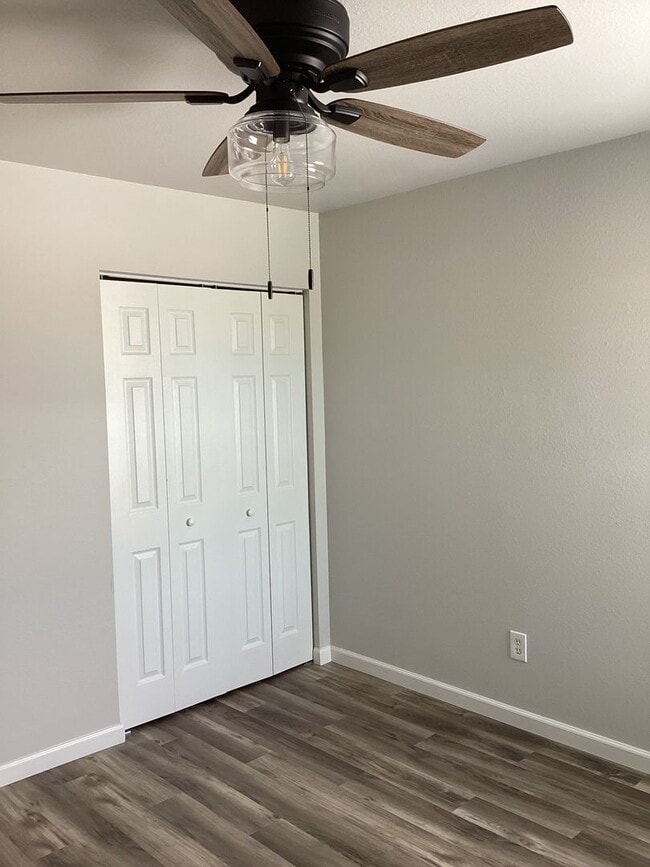 Building Photo - Newly Remodeled 3 Bedroom House in Belgrade