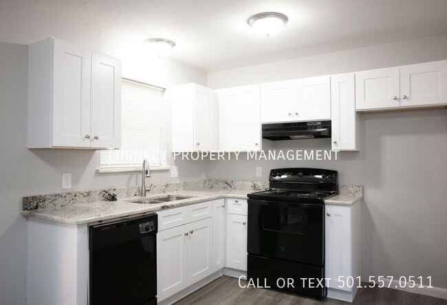 Building Photo - 9308 Lew Dr