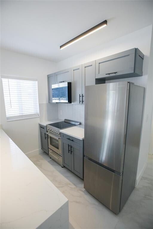 Building Photo - 1112 NE 17th Terrace