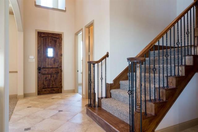 Building Photo - 1021 Taylor Dr