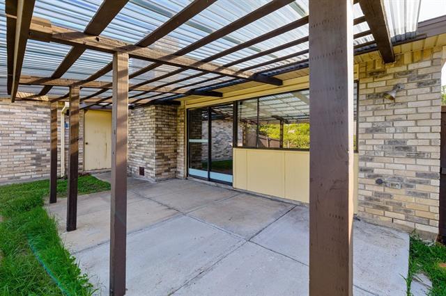 Building Photo - 3017 Rockett Dr