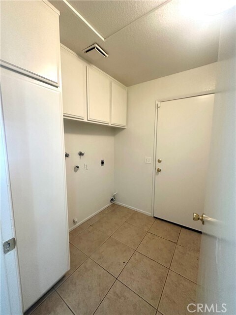 Building Photo - 12562 El Dorado Ct