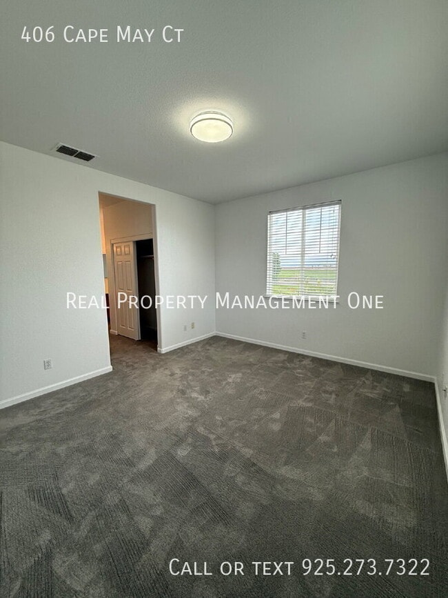 Building Photo - 406 Cape May Ct