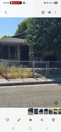 Building Photo - 3 bedroom 2 bath across from the park