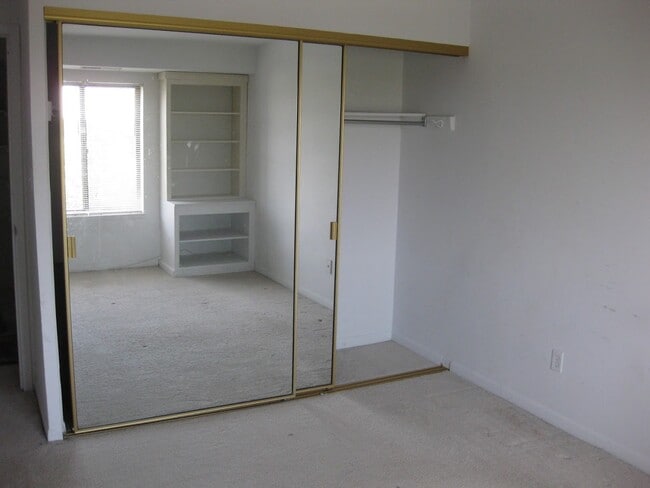 Second room - other side - 3101 S Manchester St