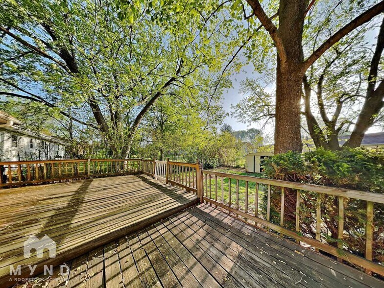 Building Photo - 1966 S Mayfair Ave