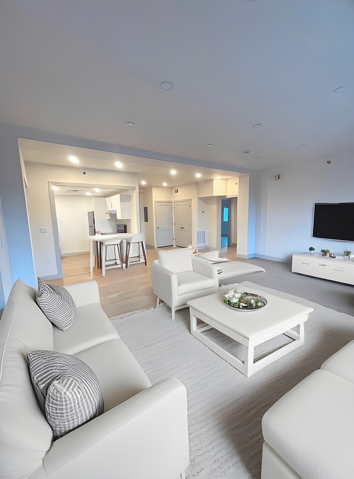 Building Photo - 475 MA-2