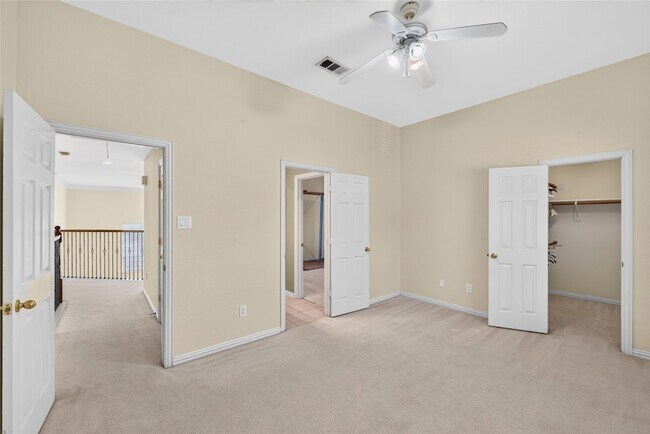 Building Photo - 8701 Mandevilla Dr