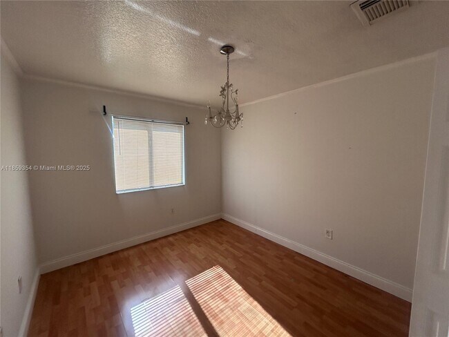 Building Photo - 6528 SW 158th Pass