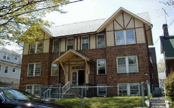 Primary Photo - 328 N 12th St