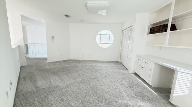 Building Photo - 4601 Country Club View