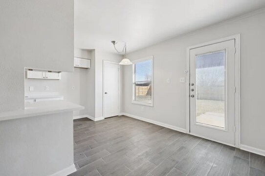 Building Photo - 7020 Green Ridge Trl