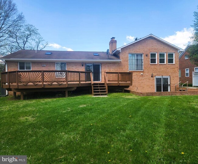 Building Photo - 5419 Sargent Rd