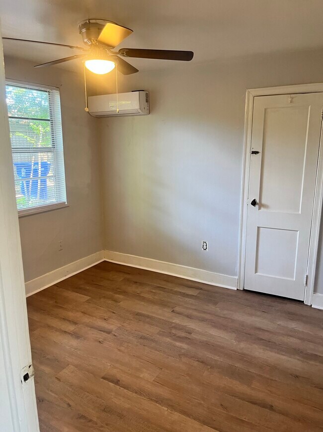 Second bedroom - 1504 Cleveland St