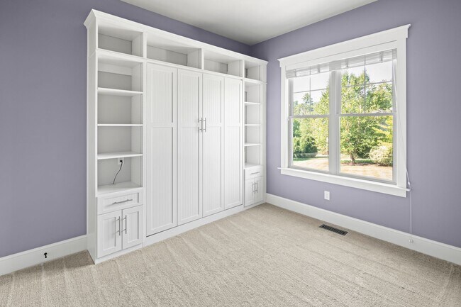 Building Photo - High-End Home on One Level - Beautiful Fletcher Neighborhood