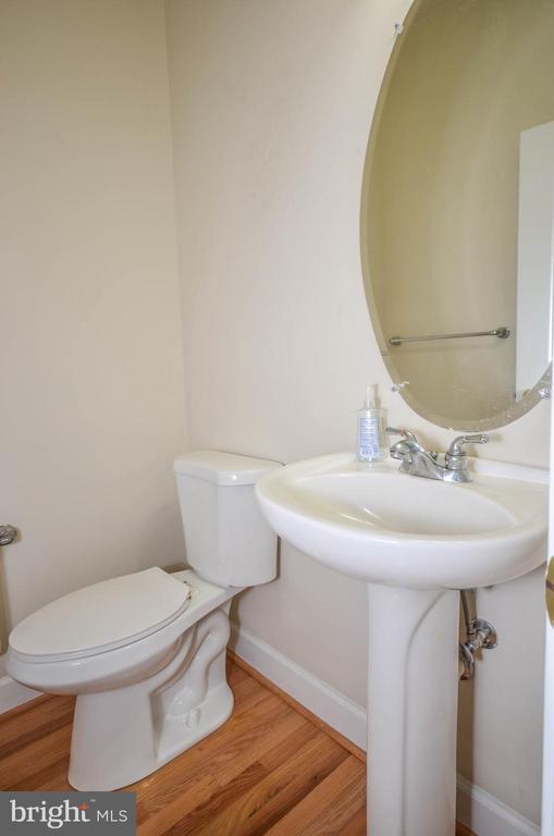 Building Photo - 307 Ridgemont Ave