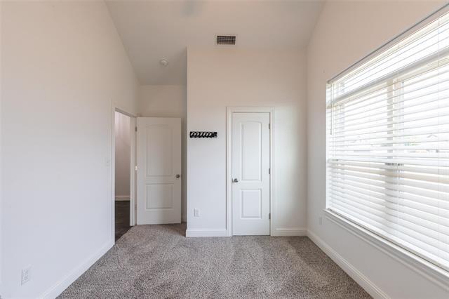 Building Photo - 273 Martis Way