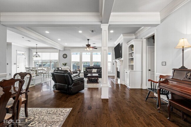 Building Photo - 135 Eagle Bend Way