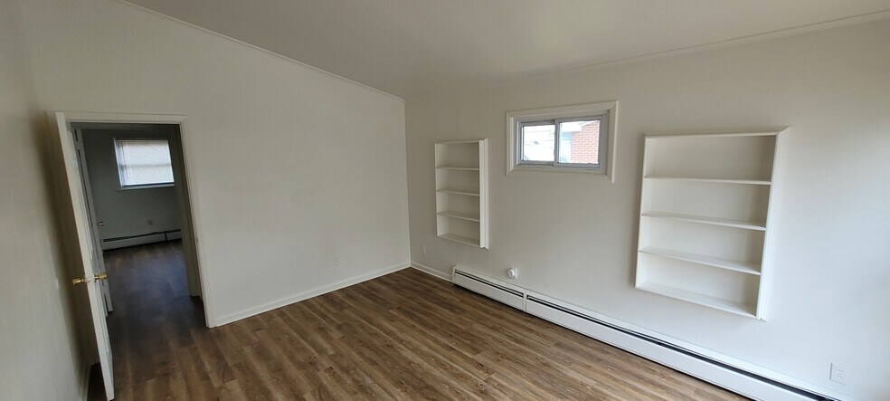 Building Photo - 1309 Guest St