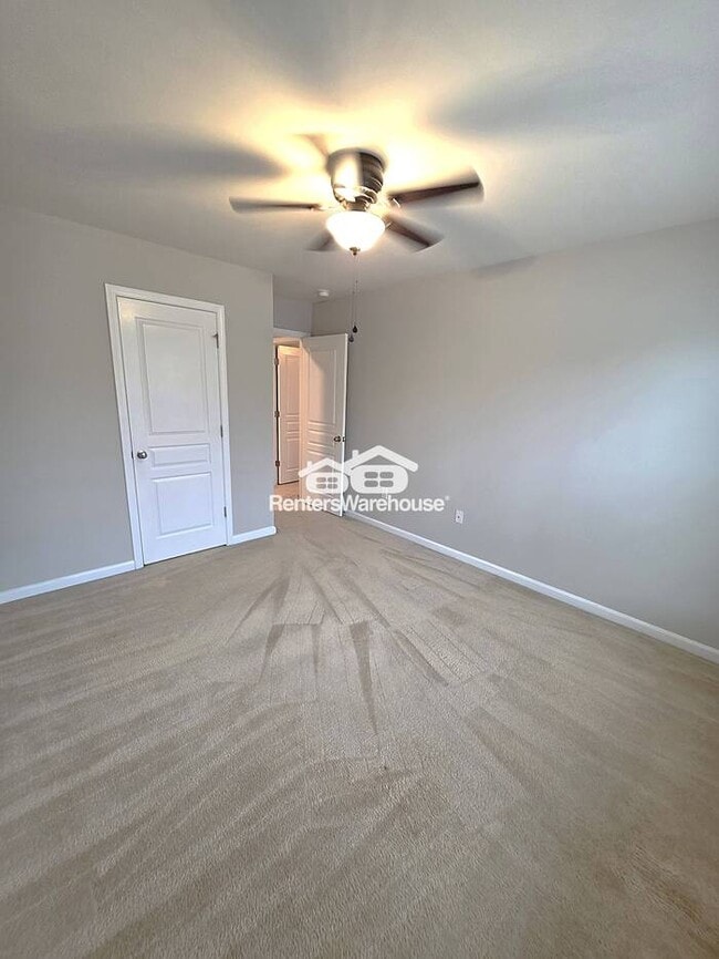 Building Photo - Beautiful 3-bedroom townhome in North Rale...