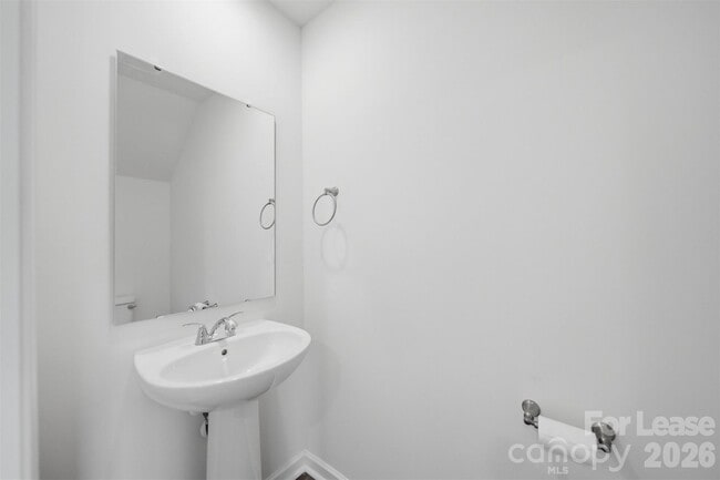 Building Photo - 1921 Tranquility Cir