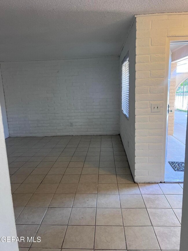 Building Photo - 11244 Wharf Cove Dr