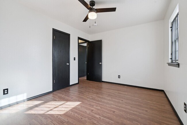 Building Photo - Charming 3-Bedroom Home Near OU Medical