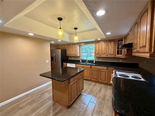 Building Photo - 1 King Arthur Ct