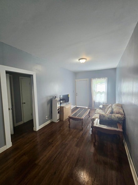 Building Photo - 4613 Maryland St