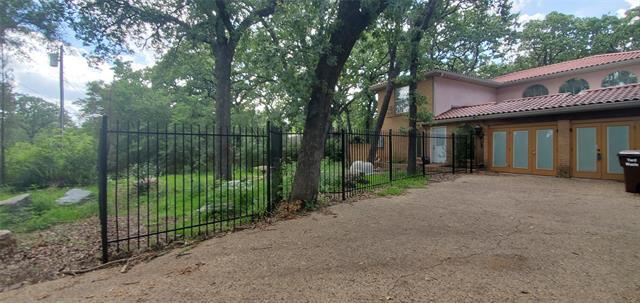 Building Photo - 1815 Greenwood Dr