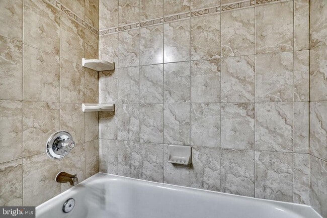 Building Photo - 8112 Winding Ross Way