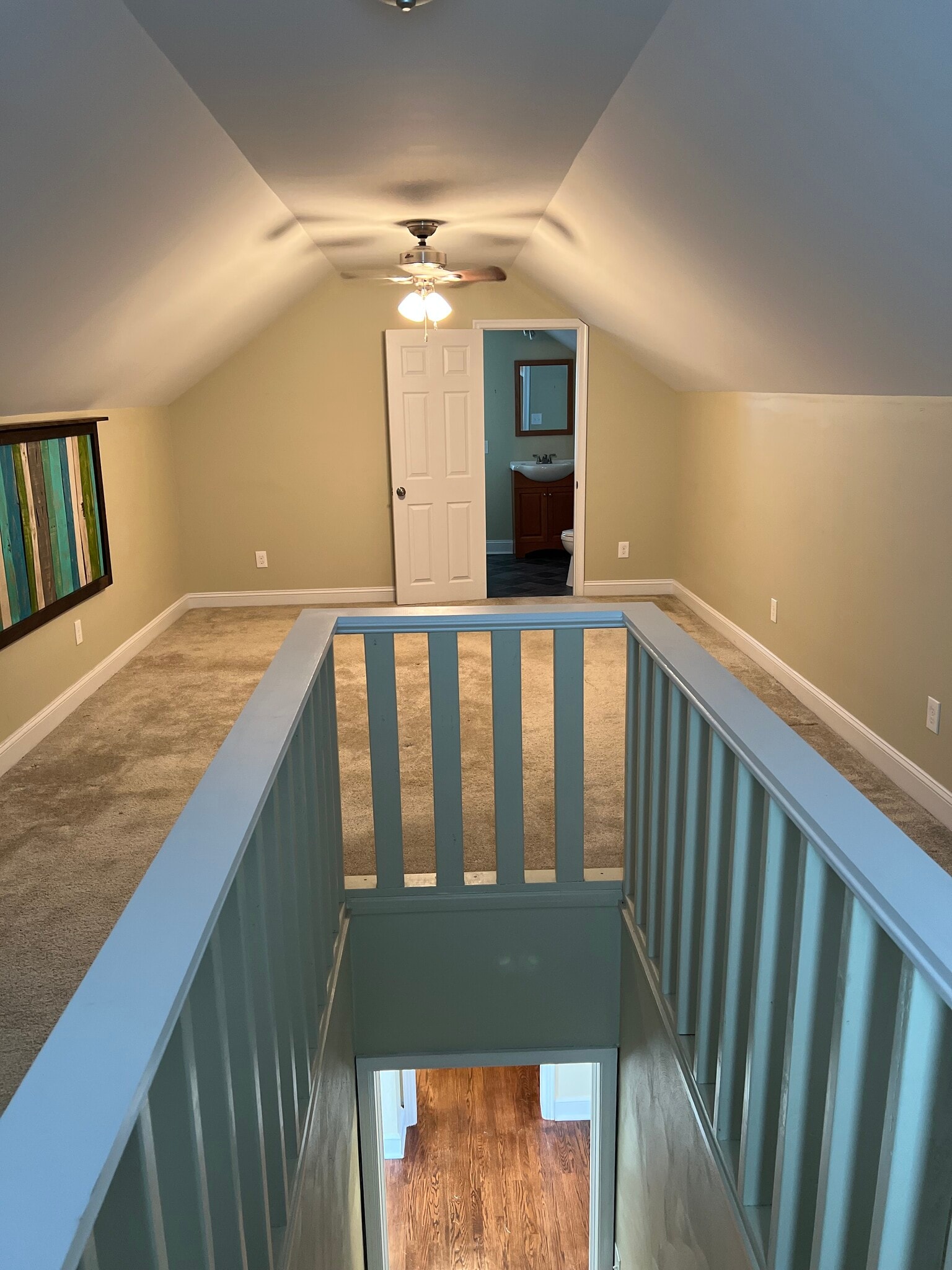 loft/primary bedroom - 5329 Thornrose Rd